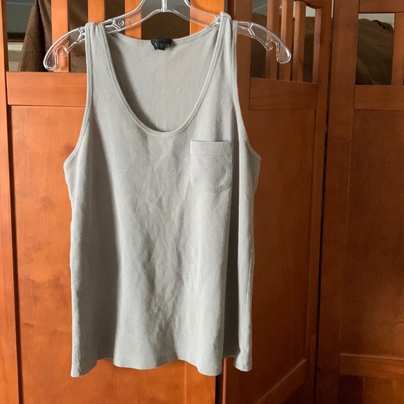 Theory Racer Back Tank with Front Pocket - Picture 1 of 6